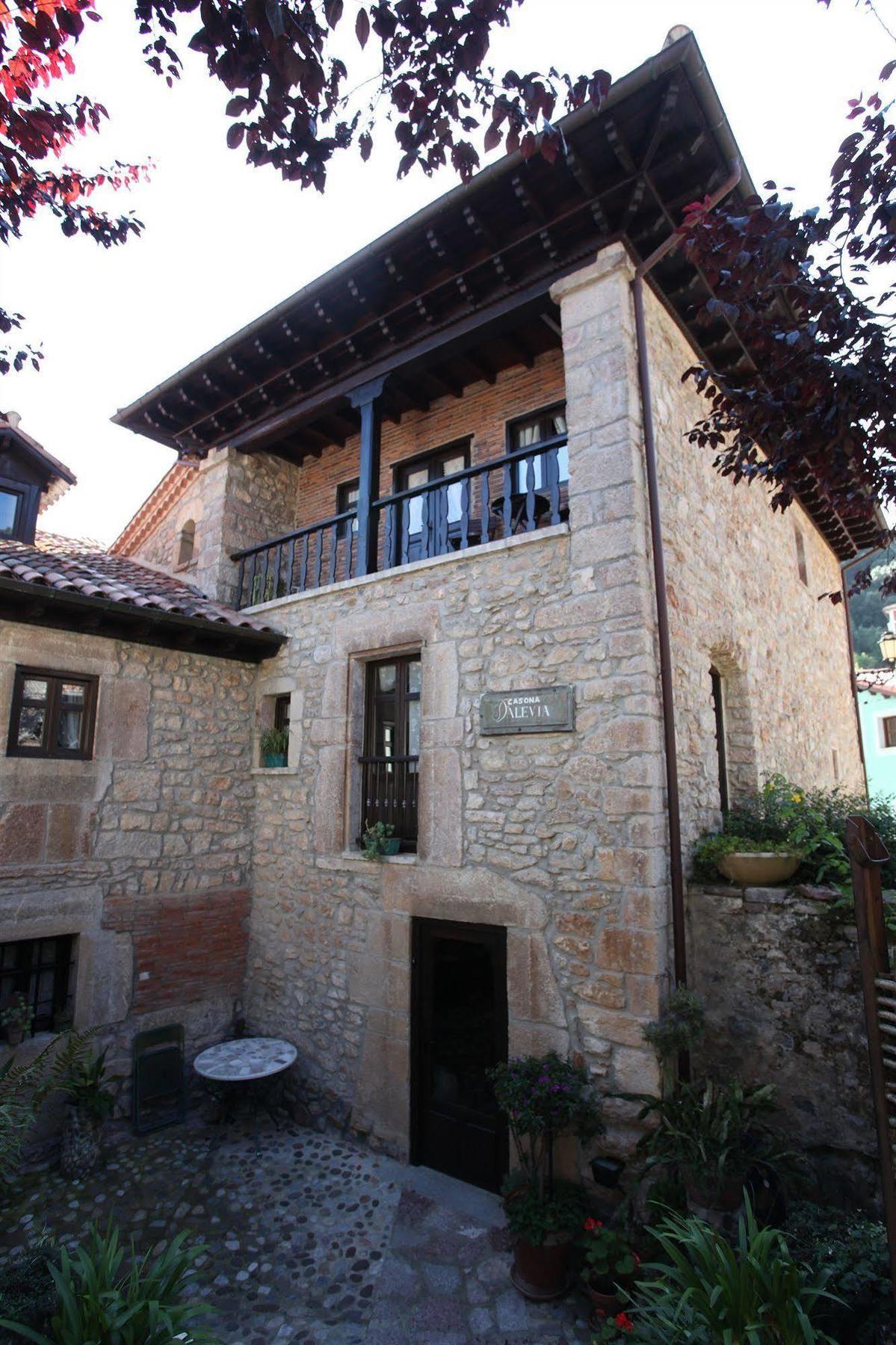 Hotel Casona D'Alevia Abandames Extérieur photo